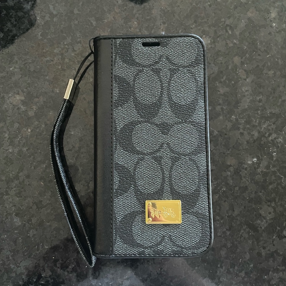 Authentic Coach iPhone XS case NEW